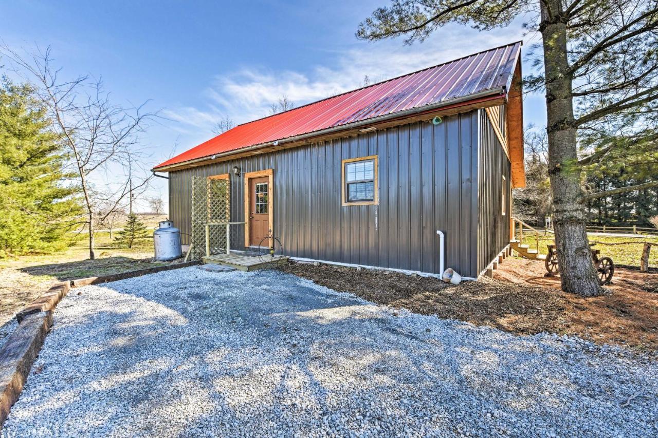 Honey House Cabin - A Quiet Countryside Retreat! Nappanee Εξωτερικό φωτογραφία